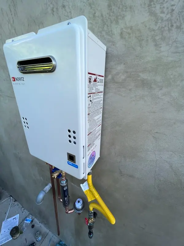 Tankless water heater installation for Peeks Crossing homes